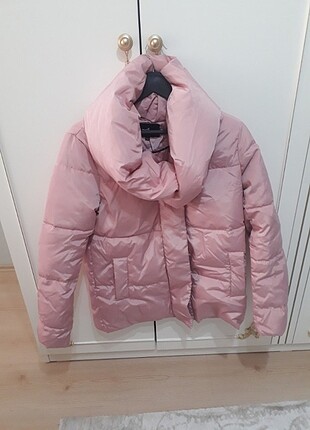 Pudra pembesi şişme mont