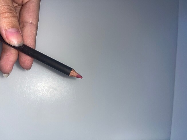  Beden Mac Cosmetics Dudak Kalemi