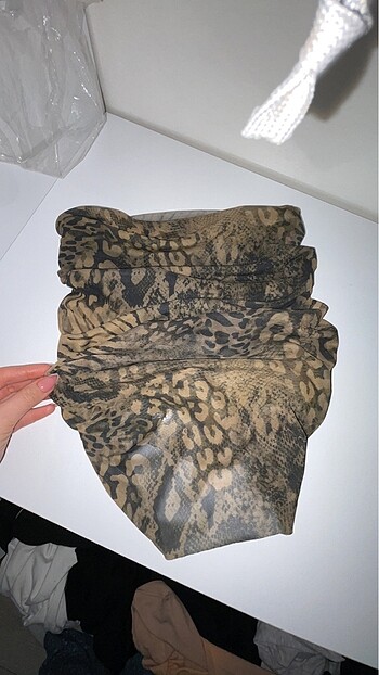 Leopar crop