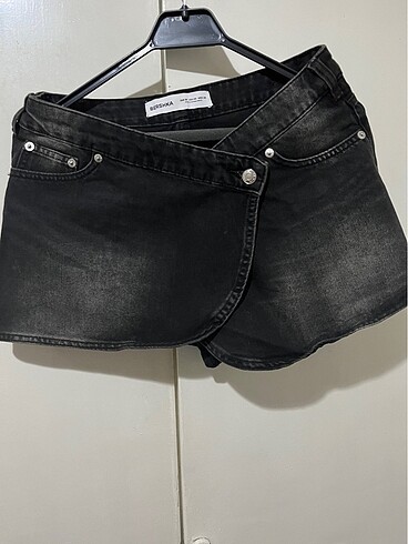 Bershka şort