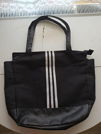 Adidas kol çantası 