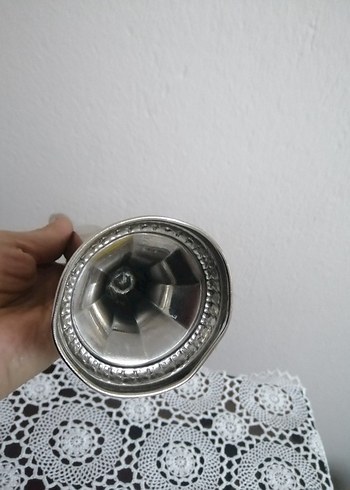 Beden Pirinç üstü gümüş kaplama karanfillik