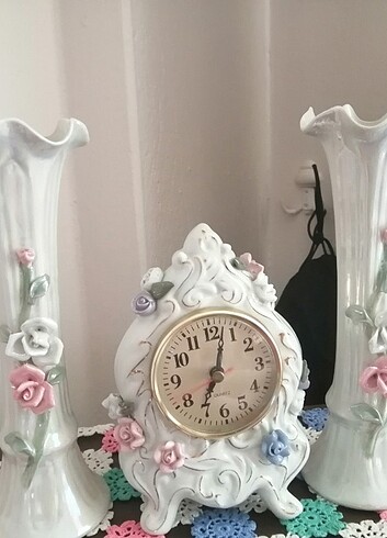 Capodimonte saat ve vazo