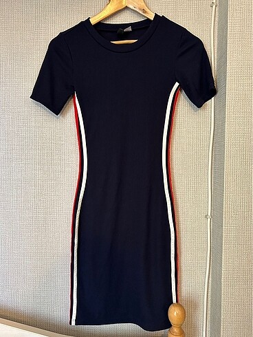 H&M Elbise