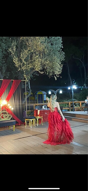 Alfabeta Kırmızı abiye