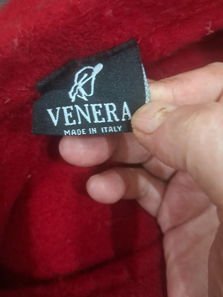 venera italyan markaKırmızı Kürklü Kadın Yün Şapka - Görsel 3