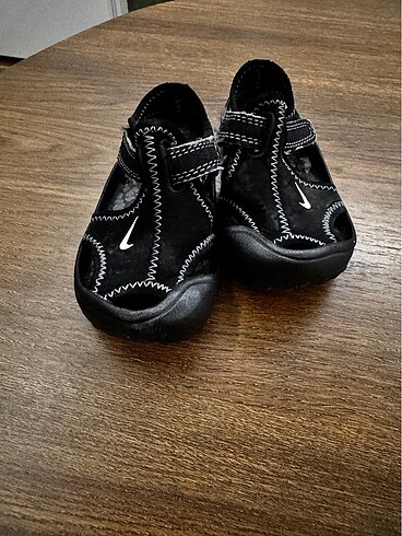 Nike sandalet