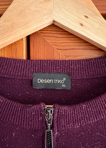 DESEN TRİKO SİMLİ PARLAK HIRKA - Görsel 3