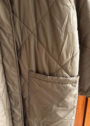 H&M KAPİTONE MAKSİ MONT - Görsel 4