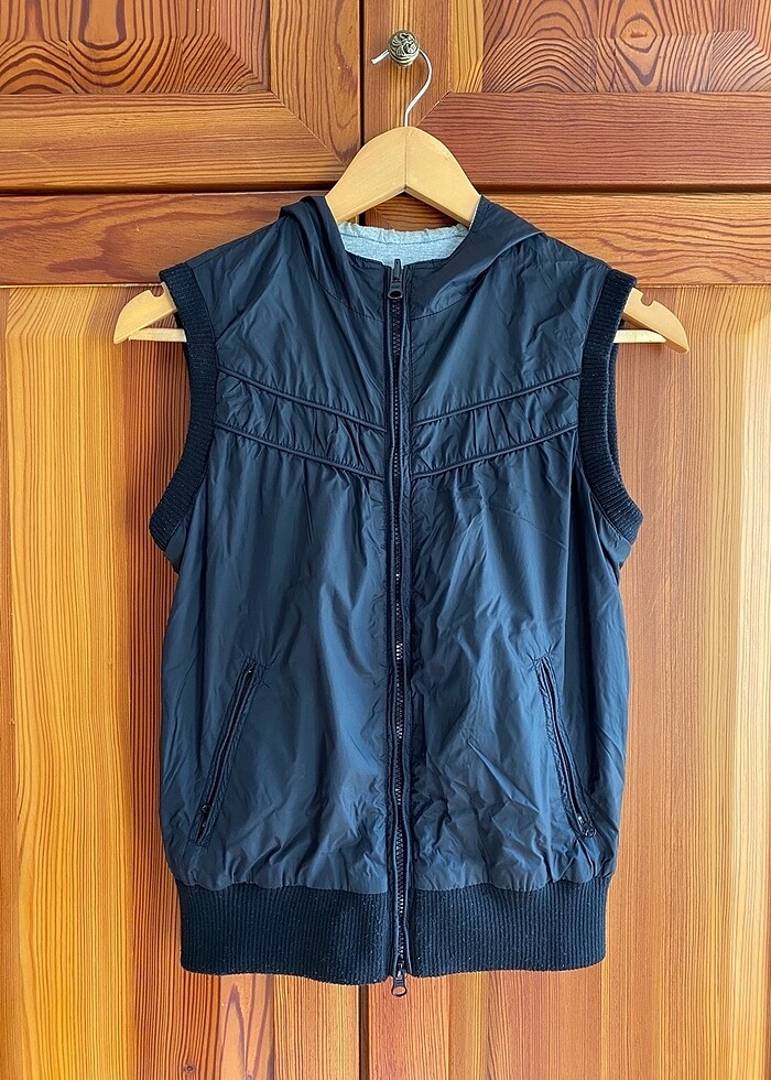 STRADIVARIUS KAPÜŞONLU YELEK - Görsel 2