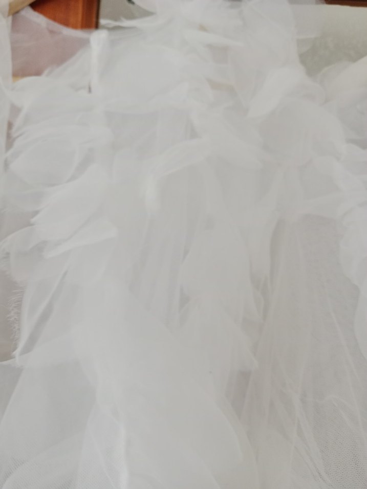 Tek Omuzlu Beyaz A Kesim davet elbisesi - Görsel 3