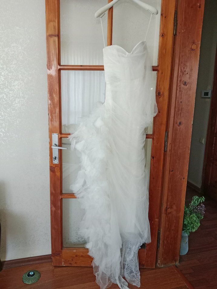 Tek Omuzlu Beyaz A Kesim davet elbisesi - Görsel 4