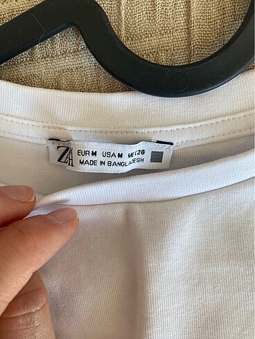 m Beden Zara marka yanları büzgülü t-shirt m beden