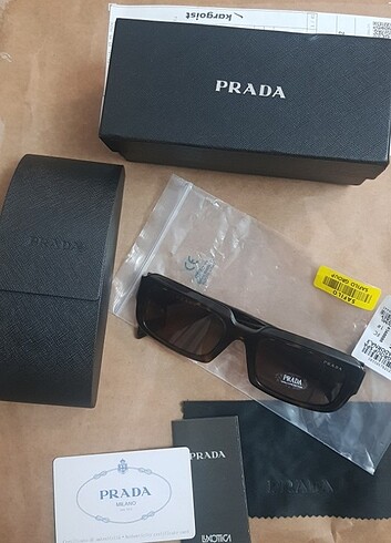 İthal prada gözlük p27zs