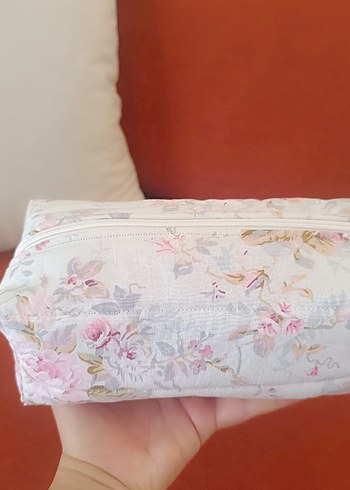 Beden beyaz Renk Pinterest Makyaj Çantası