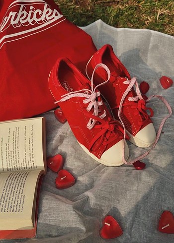 Converse ürünü