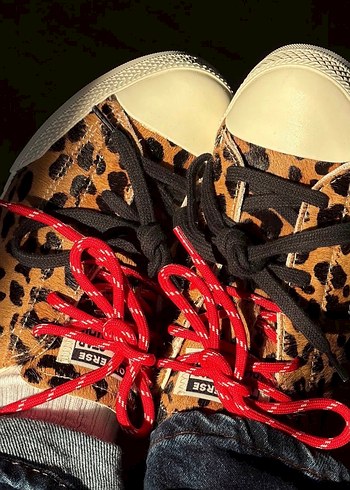 Converse ürünü