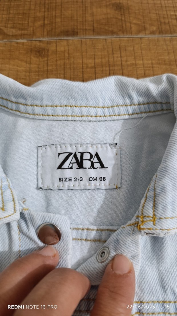 Kız Çocuk Mavi Denim Ceket Minnie Mouse Baskılı - Görsel 2