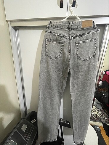 36 Beden Bershka 90?s koleksiyonu jean