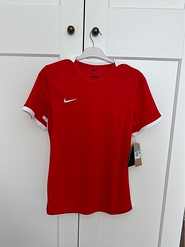 Nike Nike tişört orijinal