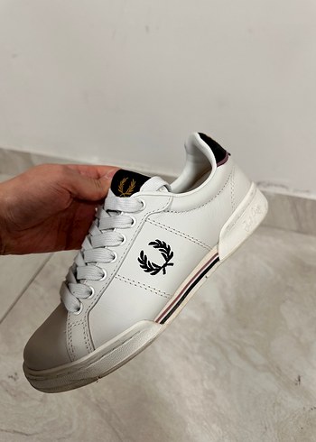 Fred Perry Beyaz Kadın Spor Ayakkabı