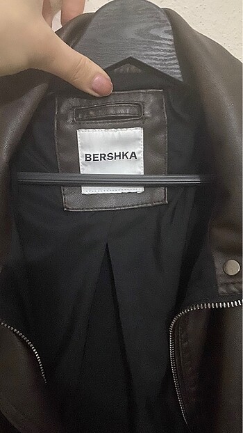 m Beden Bershka deri ceket