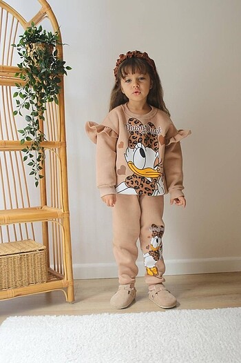 4 Yaş Beden camel Renk Zara Model Kol Fırfır Detaylı Takım
