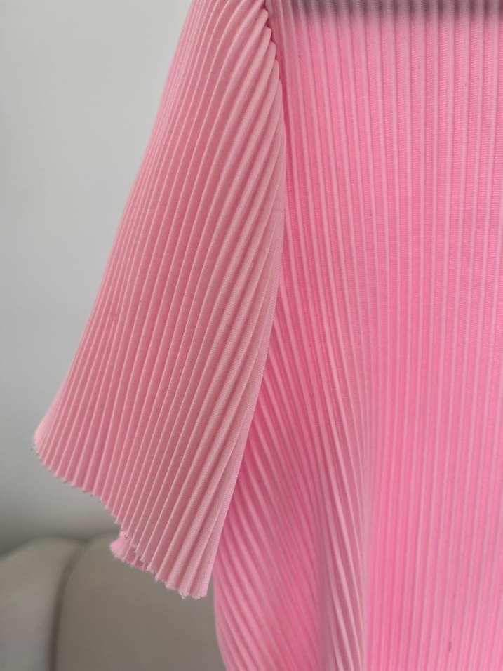 Piliseli Pembe Kısa Kollu Kadın Tişört - Görsel 4