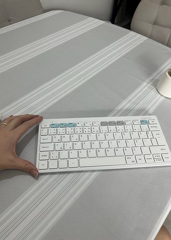 Beyaz Kablosuz Klavye - Görsel 2