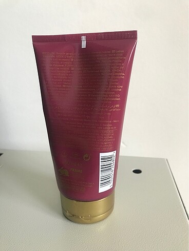 Avon İmari vücut losyonu