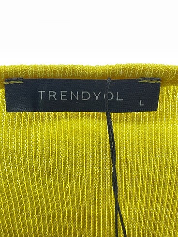 l Beden çeşitli Renk Trendyol & Milla Büstiyer %70 İndirimli.