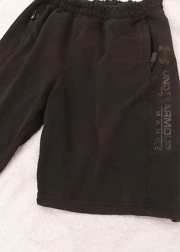 UNDER ARMOUR Siyah Erkek Spor Fermuarlı Şort