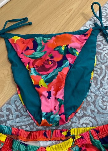 Renkli Bağlamalı Mini Mayo ve Etek Seti - Görsel 3