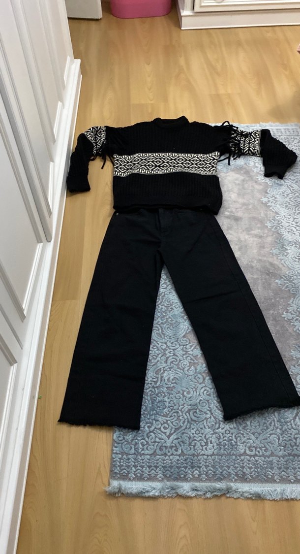 Tertemiz jeans 27 beden bol paca ve kazak - Görsel 4