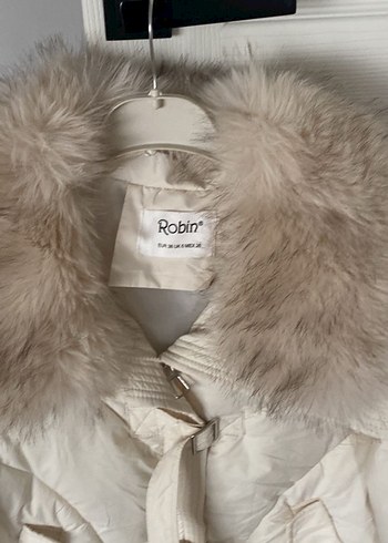 Kürklü Beyaz Kadın Kısa Kaban robin marka kullanilmadi - Görsel 3