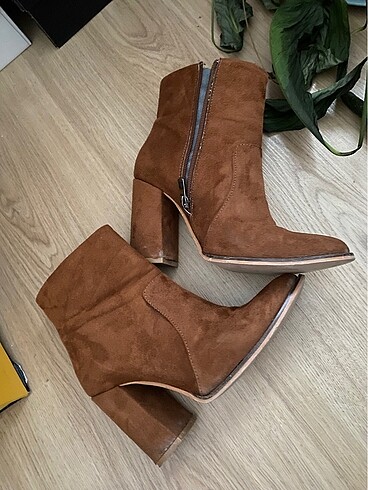 Taba Topuklu bot - Görsel 3