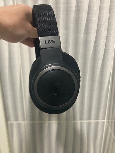 Jbl LİVE 660NC siyah - Görsel 4