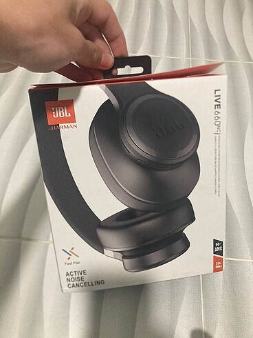 Jbl LİVE 660NC siyah - Görsel 17