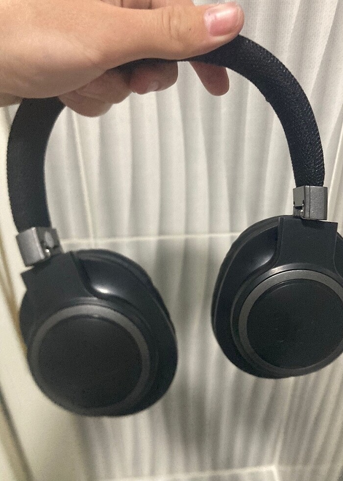 Jbl LİVE 660NC siyah - Görsel 5