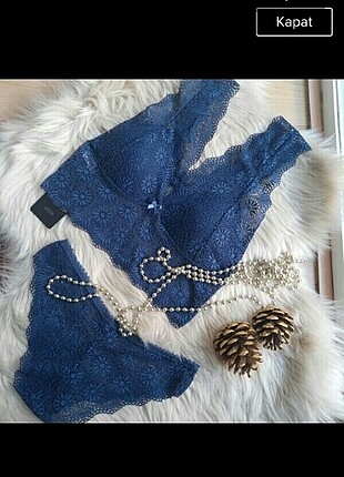 Bralet takım