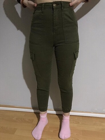 Yeşil kargo pantalon