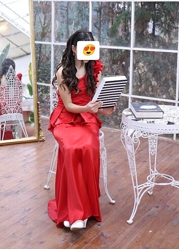 Kırmızı abiye 