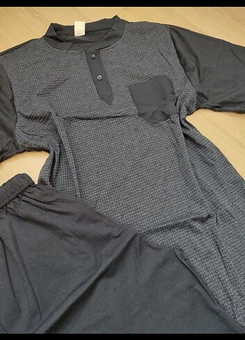 LC Waikiki Şortlu Erkek pijama takimi