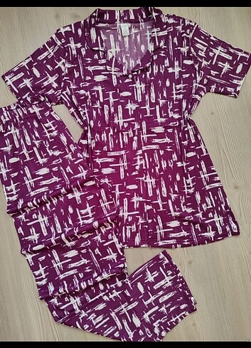 Bayan kısa kollu pijama takimi 