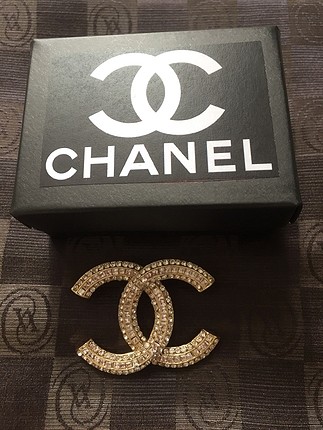 Diğer Chanel Broş