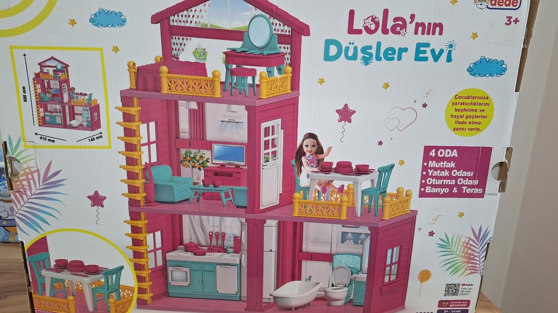Lola'nın Düşler Evi. Renkli Pembe Oyuncak Bebek Evi - Görsel 3