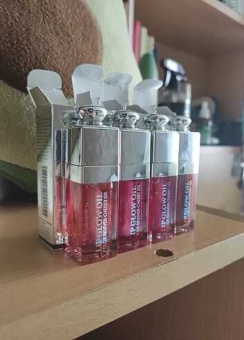 Dior MUADİLİ Lip Glow Oil 