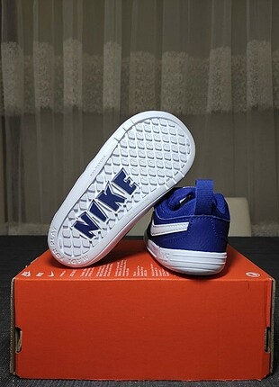 23 Beden lacivert Renk Nike marka çocuk spor ayakkabı
