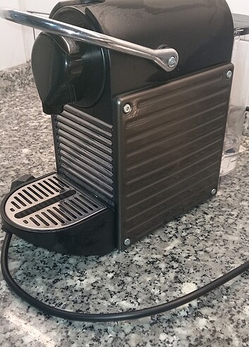 Nespresso kapsül kahve makinası 
