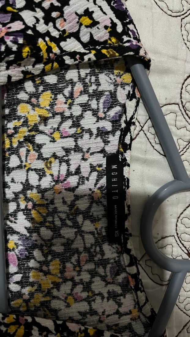 Kısa Kollu V Yaka Desenli Uzun Elbise - Görsel 4